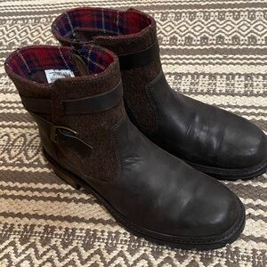 Merrell Black and Brown Leather & Wool Hiking Boots with Plaid Interior (6)